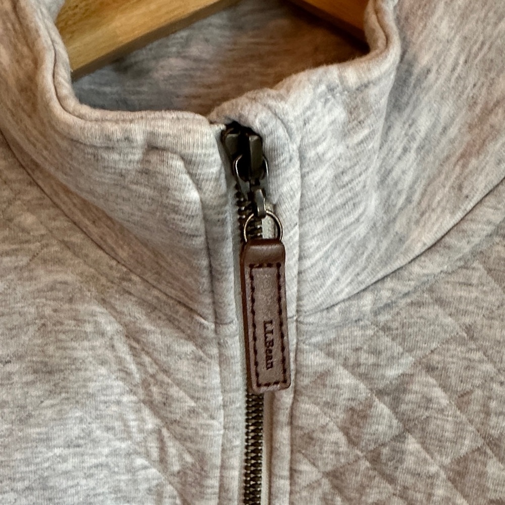 L.L. Bean Women's Quilted Quarter-Zip Pullover_Size M_light heather gray - Picture 6 of 10